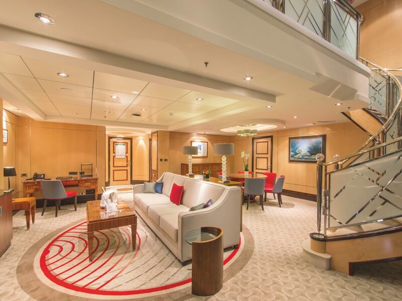 Queens Grill Duplex Suite